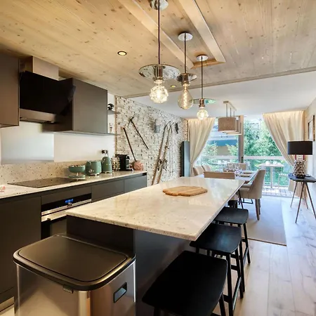 Moderne, 4 Ad., 2 Enf., Courchevel